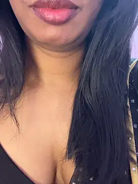 Snapshot of tamil_Aarathi chatting on 06/07/26, 05:18 tamil Aarathi online show from 06/07/26, 05:18