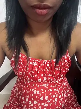 Snapshot of tamil_Aarathi chatting on 09/28/25, 06:37 tamil Aarathi online show from 09/28/25, 06:37