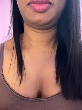 Snapshot of tamil_Aarathi chatting on 07/12/26, 05:47 tamil Aarathi online show from 07/12/26, 05:47