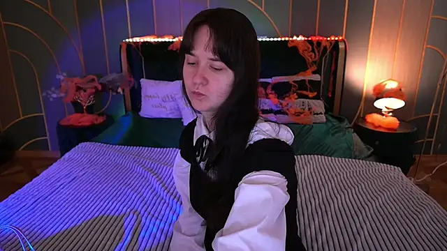 BerryDiva online show from 10/26/25, 07:20