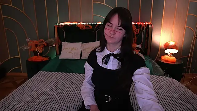 BerryDiva online show from 10/23/25, 07:56