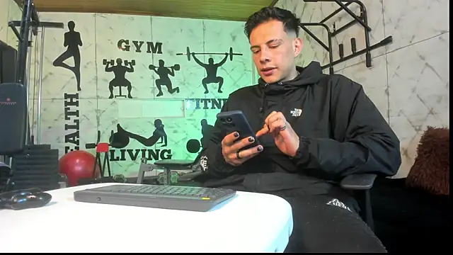 Dustin Sonne online show from 06/12/26, 03:37