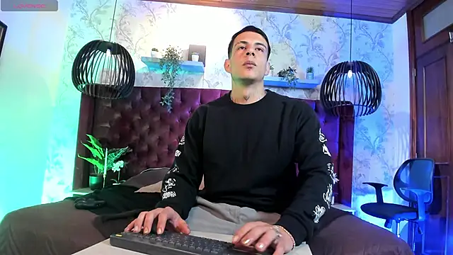 Dustin Sonne online show from 04/22/26, 03:35