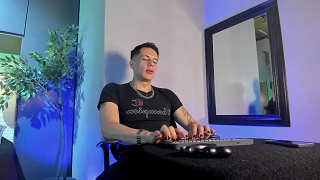 Dustin Sonne online show from 07/02/26, 03:45