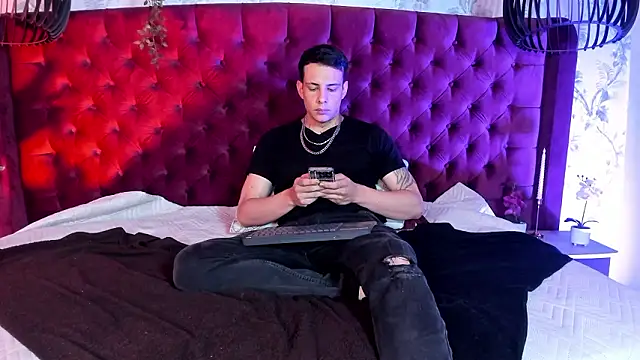 Dustin Sonne online show from 02/10/26, 03:49