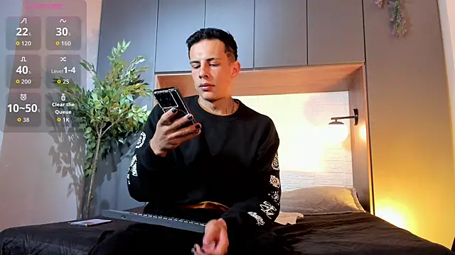 Dustin Sonne online show from 10/10/25, 03:40