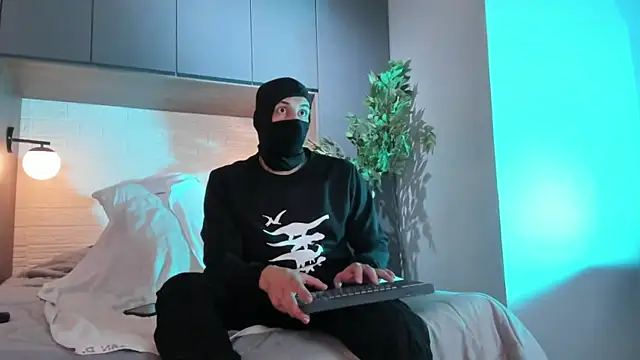 Dustin Sonne online show from 09/12/25, 04:01