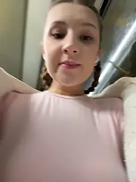 katexxxx online show from 11/11/25, 04:57