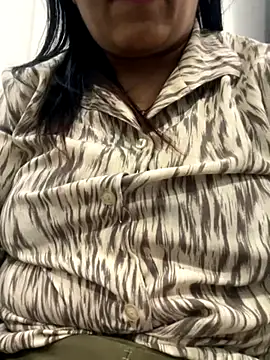 Snapshot of hot_bhabhi69 chatting on 09/14/25, 04:57 hot bhabhi69 online show from 09/14/25, 04:57