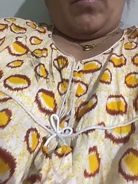 Snapshot of hot_bhabhi69 chatting on 09/28/25, 05:53 hot bhabhi69 online show from 09/28/25, 05:53