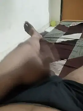 Snapshot of desiboyarya chatting on 02/09/26, 05:44 desiboyarya online show from 02/09/26, 05:44