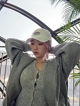 winter11 online show from 03/20/26, 04:24