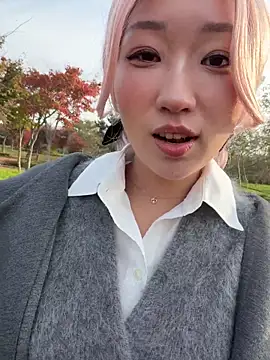 winter11 online show from 11/07/25, 12:04