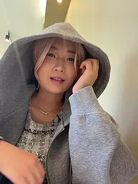 winter11 online show from 02/07/26, 04:31