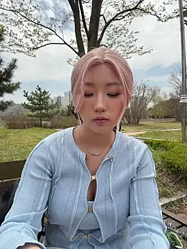 winter11 online show from 04/17/26, 03:42