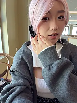 winter11 online show from 03/08/26, 01:44