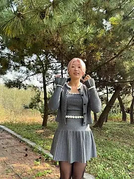 winter11 online show from 11/06/25, 03:21