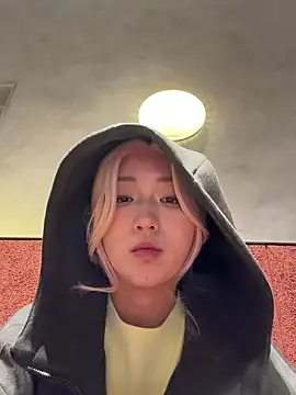 winter11 online show from 11/13/25, 04:38