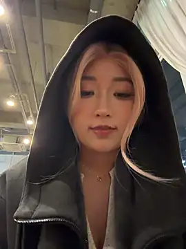 winter11 online show from 11/29/25, 08:58