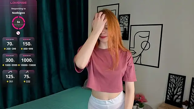 SynnoveBann online show from 11/11/25, 01:44