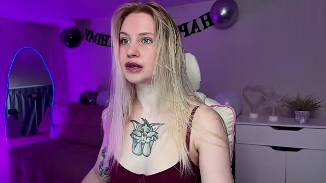 Snapshot of Sofia_Kenwood chatting on 06/10/26, 03:08 Sofia Kenwood online show from 06/10/26, 03:08