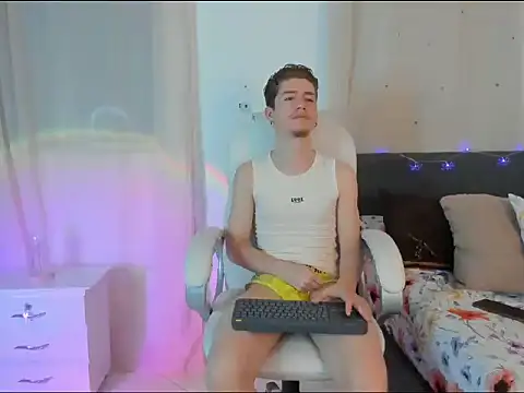 ThiagooJames online show from 01/17/26, 01:42