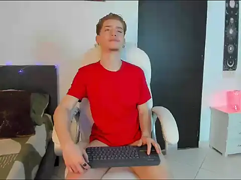 ThiagooJames online show from 02/15/26, 03:07