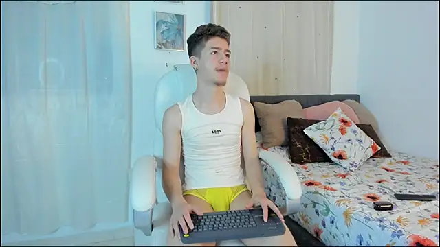 ThiagooJames online show from 10/31/25, 12:51