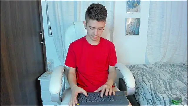 ThiagooJames online show from 09/24/25, 12:40