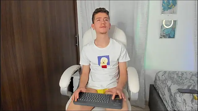 ThiagooJames online show from 10/04/25, 02:35