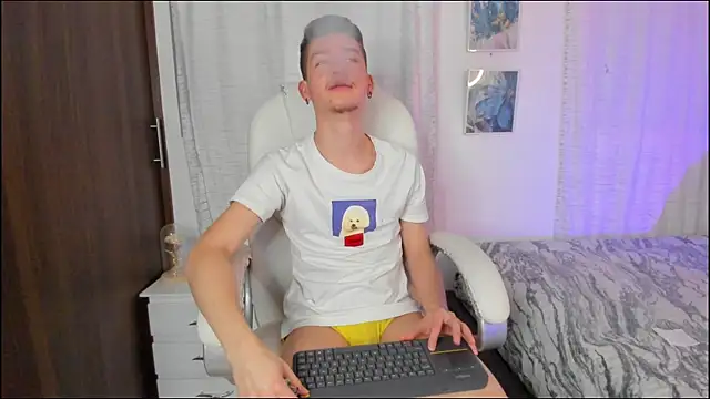 ThiagooJames online show from 09/29/25, 02:29