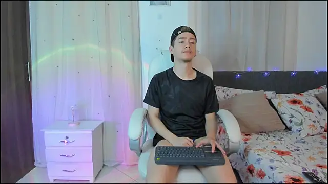 ThiagooJames online show from 01/10/26, 05:14