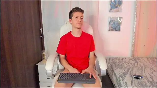 ThiagooJames online show from 10/12/25, 02:57