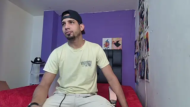 ashtoncooperr online show from 03/23/26, 05:57