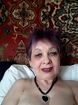 Snapshot of Rose60301 chatting on 07/04/26, 12:32 Rose60301 online show from 07/04/26, 12:32