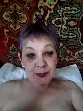 Snapshot of Rose60301 chatting on 07/19/26, 03:42 Rose60301 online show from 07/19/26, 03:42