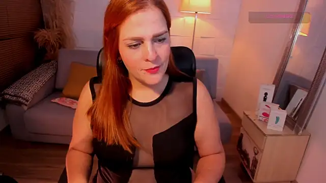 iamxamira online show from 12/03/25, 12:59