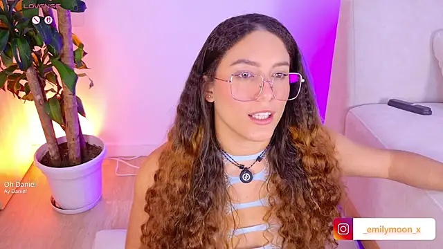 onlyemily  online show from 04/06/26, 04:46