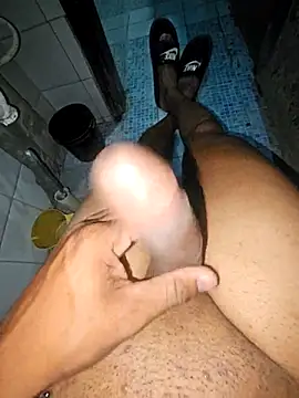 Snapshot of sexyboy_fox chatting on 04/08/26, 04:25 sexyboy fox online show from 04/08/26, 04:25