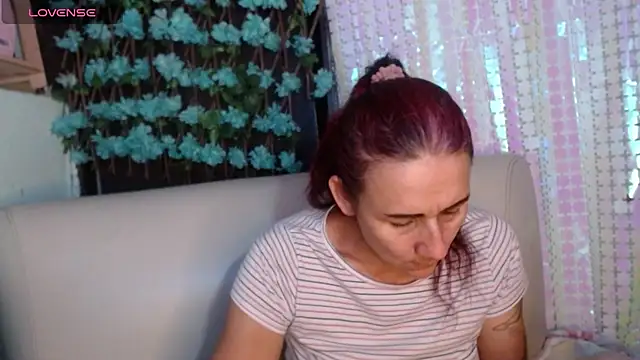 darling hott online show from 07/10/26, 09:48