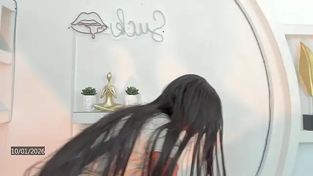 Snapshot of Vicky_Hottman chatting on 01/10/26, 09:43 Vicky Hottman online show from 01/10/26, 09:43