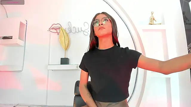 Vicky Hottman online show from 09/11/25, 04:45