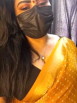 honey-flower online show from 12/15/25, 07:25