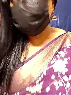 honey-flower online show from 10/11/25, 03:46