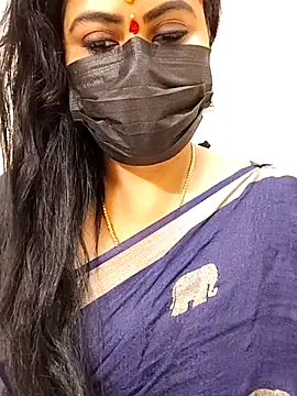 honey-flower online show from 10/21/25, 04:01