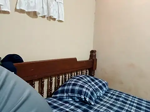 Snapshot of Single_lagunero chatting on 02/13/26, 04:07 Single lagunero online show from 02/13/26, 04:07