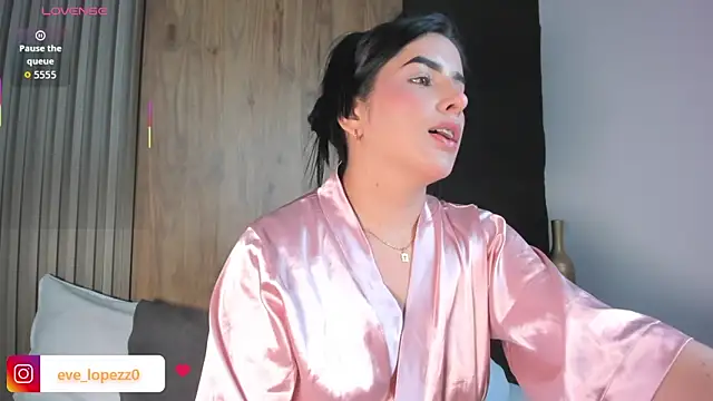 evelin lopezz online show from 03/03/26, 02:18