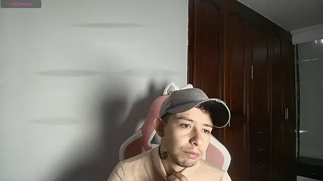 Aleecandrews online show from 10/14/25, 07:14