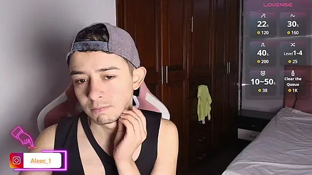 Aleecandrews online show from 10/11/25, 07:37
