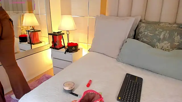 MaddieParker online show from 02/25/26, 09:36